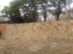 Retaining Wall With Stairs 2