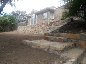 Retaining Wall With Stairs 1